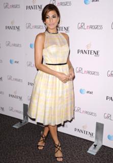 Eva Mendes feet photo thumbnail