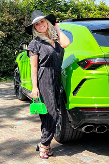 Kerry Katona feet photo thumbnail