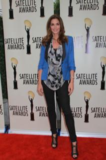 Cindy Crawford feet photo thumbnail