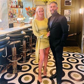 Denise Van Outen feet photo thumbnail