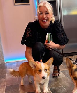 Denise Van Outen feet photo thumbnail
