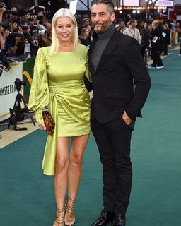 Denise Van Outen feet photo thumbnail