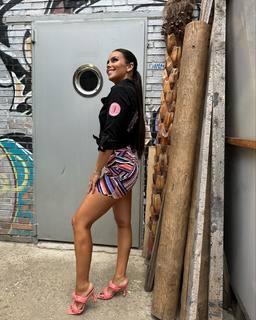 Cristina Pedroche feet photo thumbnail