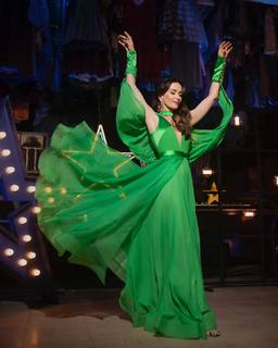 Natalia Oreiro feet photo thumbnail