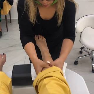 Vanessa Claudio feet photo thumbnail