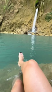 Justine Ezarik feet photo thumbnail