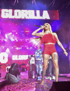 GloRilla feet photo 5