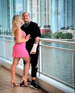 Paige VanZant feet photo thumbnail