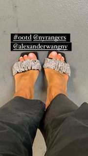Kelly Bensimon feet photo thumbnail