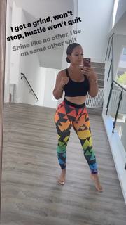 Evelyn Lozada feet photo thumbnail