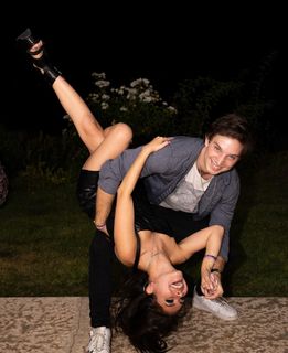 Tara Yummy feet photo 1