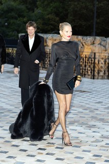 Kate Moss feet photo thumbnail