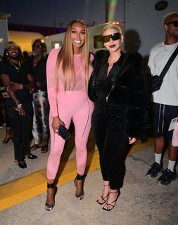 Amber Rose feet photo thumbnail