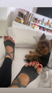 Franciely Freduzeski feet photo thumbnail