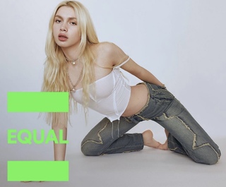 Aleyna Tilki feet photo 4