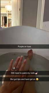 Brittney Smith feet photo thumbnail