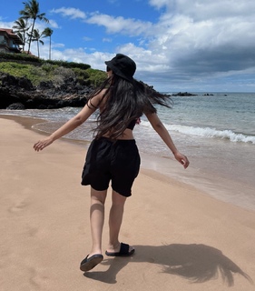 Lilly Singh feet photo 4