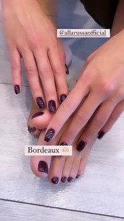 Ludovica Pagani feet photo thumbnail