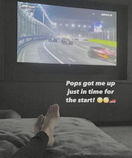 Danica Patrick feet photo thumbnail