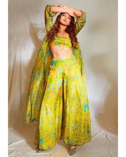 Sonakshi Sinha feet photo thumbnail