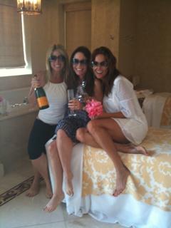 Brooke Burke feet photo thumbnail