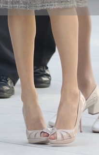 Queen Letizia of Spain feet photo thumbnail