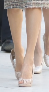 Queen Letizia of Spain feet photo thumbnail