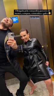 Larissa Manoela feet photo thumbnail