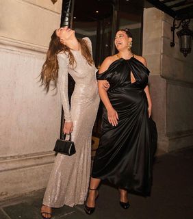 Karlie Kloss feet photo thumbnail