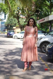 Trisha Krishnan feet photo thumbnail