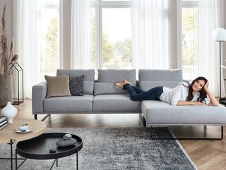 Bettina Zimmermann feet photo thumbnail