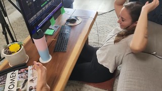 Rachel Ballinger feet photo thumbnail