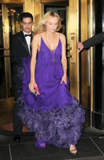 Diane Kruger feet photo thumbnail