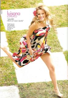 Luisana Lopilato feet photo thumbnail