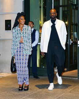 Gabrielle Union feet photo thumbnail