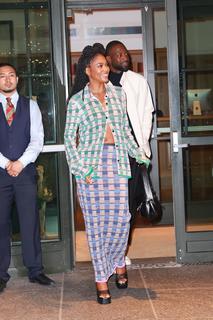 Gabrielle Union feet photo thumbnail