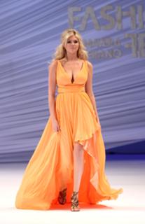 Kate Upton feet photo thumbnail
