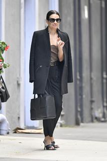 Lea Michele feet photo thumbnail