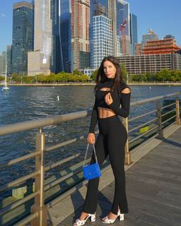 Jen Selter feet photo thumbnail
