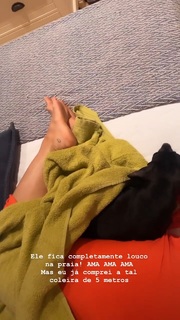 Kelly Key feet photo thumbnail