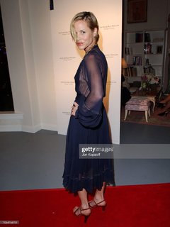 Maria Bello feet photo thumbnail