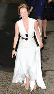Amanda Holden feet photo thumbnail