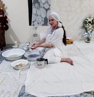 Juliana Salimeni feet photo thumbnail