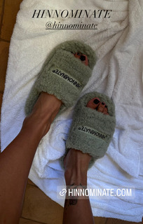 Belén Rodríguez feet photo thumbnail