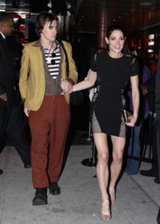 Ashley Greene feet photo thumbnail