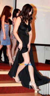Jessica Gomes feet photo thumbnail