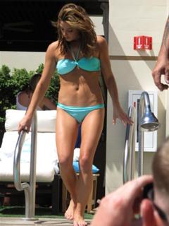 Ashley Greene feet photo thumbnail
