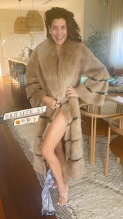 Kate Walsh feet photo thumbnail