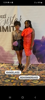 Angela Yee feet photo thumbnail
