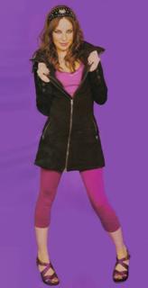 Belinda Peregrín feet photo 3